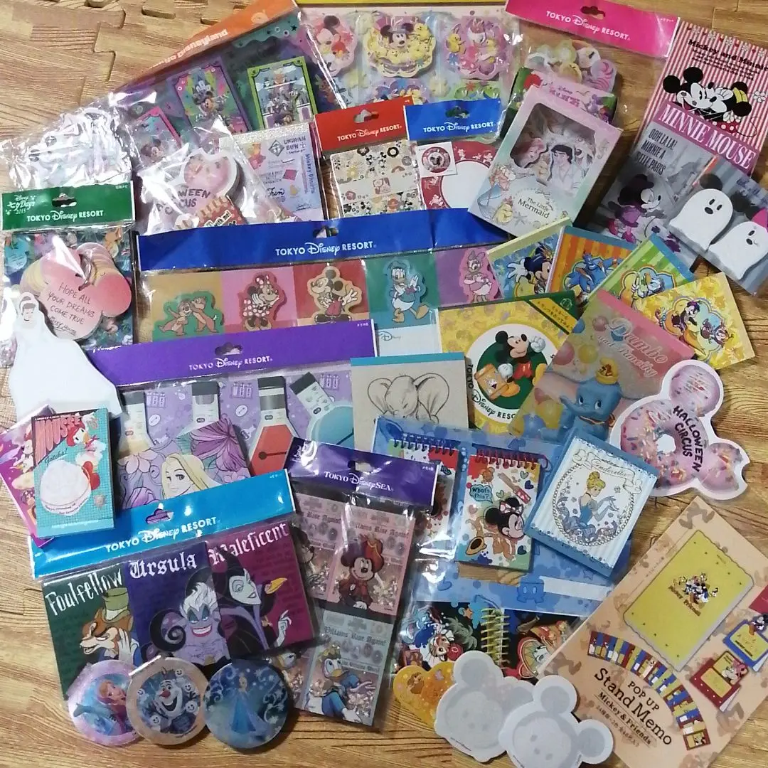 Thumbnail of [Final Price Reduction] Disney ♡ Memo Pad ③