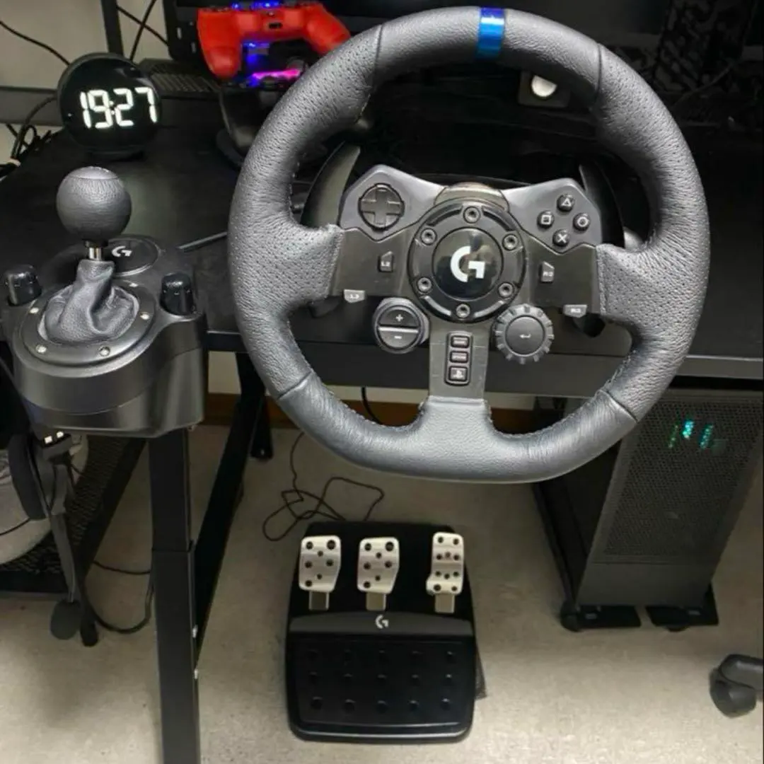 Thumbnail of Logitech G923 Racing Wheel & Pedals, Gear