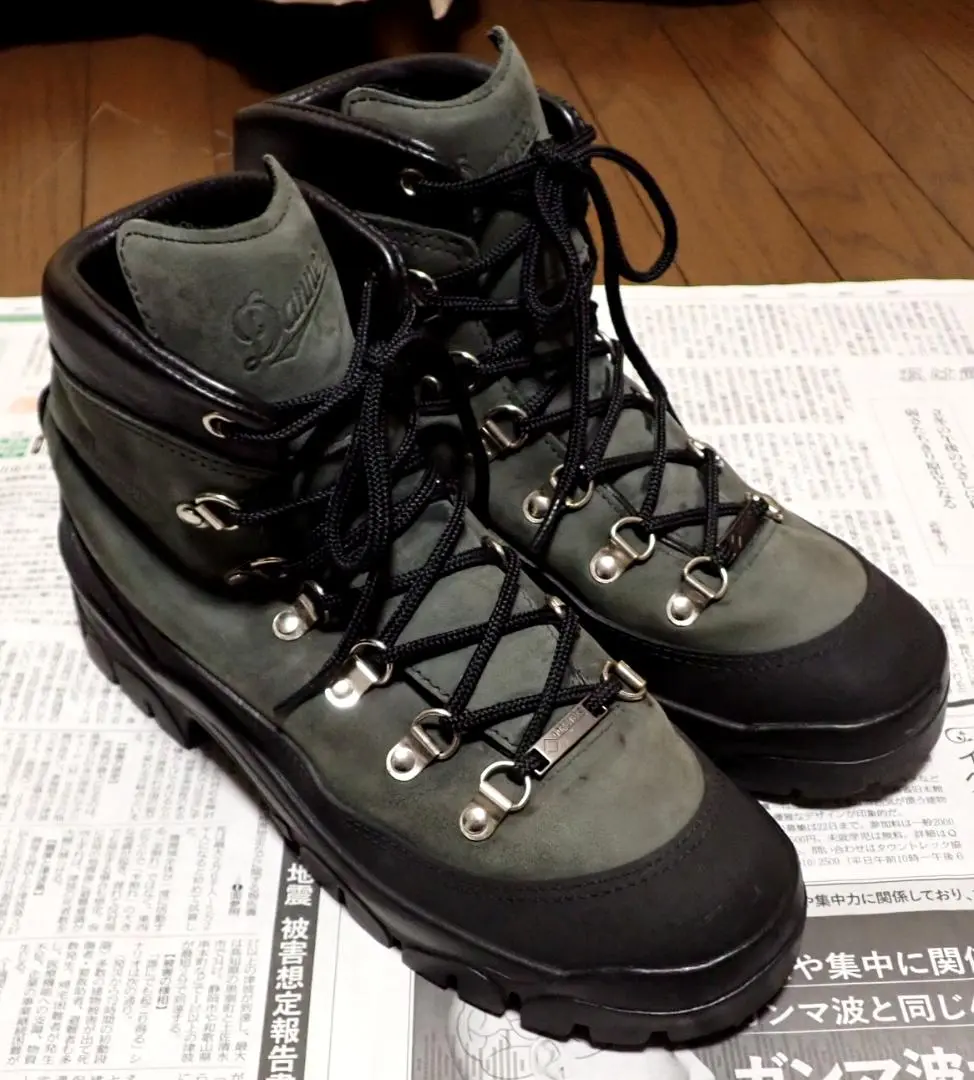 2025年最新】DANNERダナーコンバットハイカーの人気アイテム