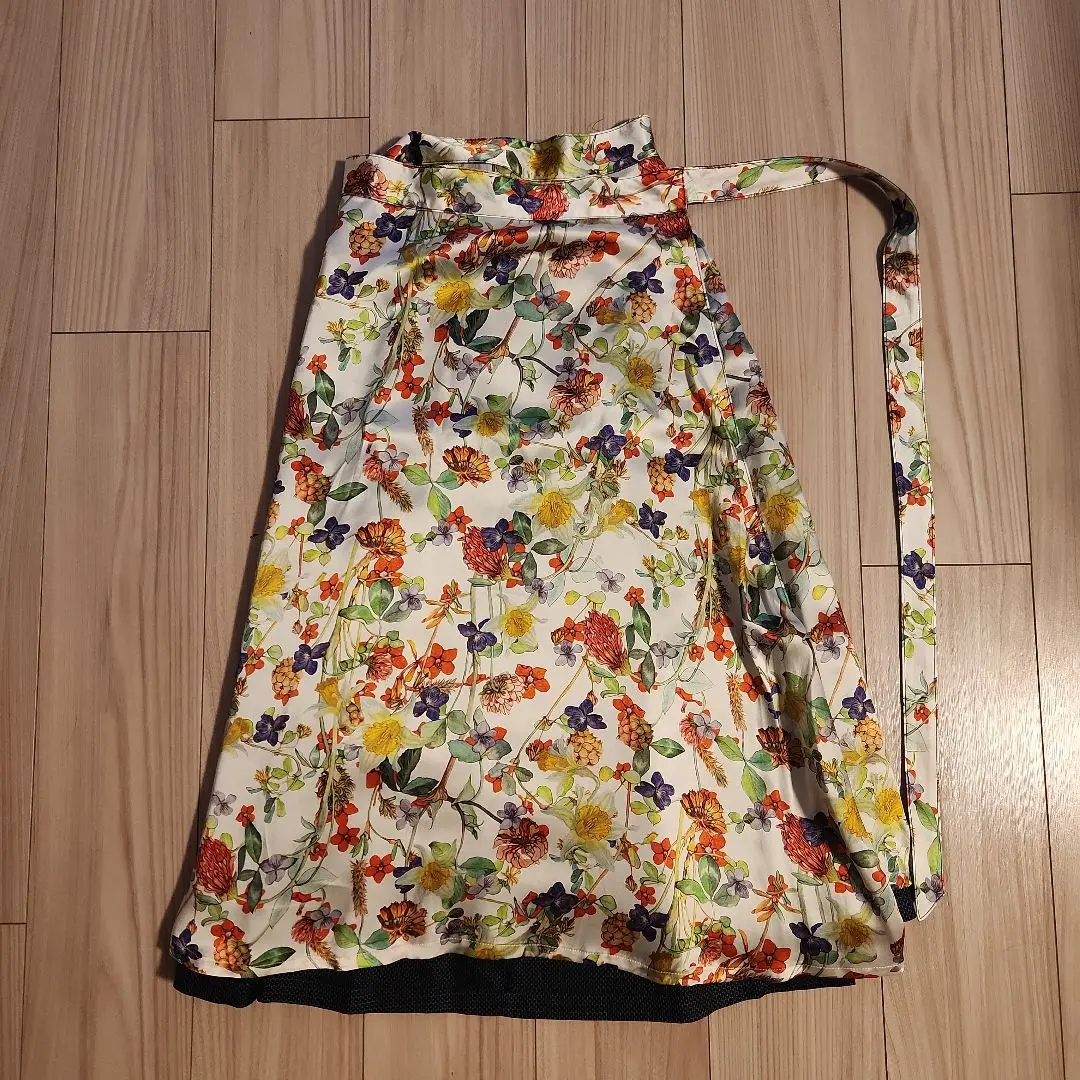 renacnatta/リバーシブル巻きスカート/Blue Flower Reversible Skirt Flare - Bouquet - verde