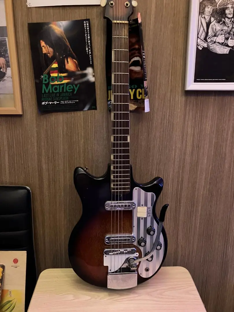 ビンテージ テスコ エレキギター 動作良好 ゴールドフォイル とても良い音です！ ビンテージ テスコ エレキギター 動作良好 ゴールドフォイル