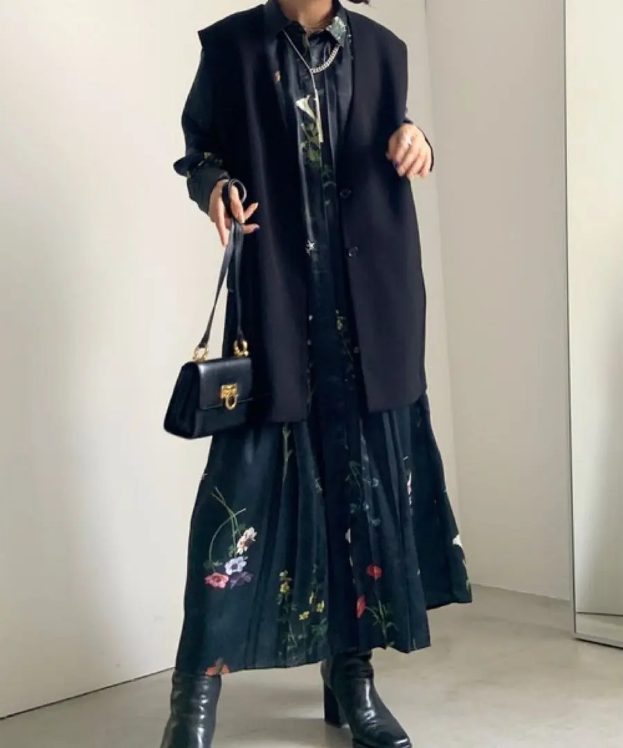 Thumbnail of AMERI UND NEVAEH VEST SET DRESS