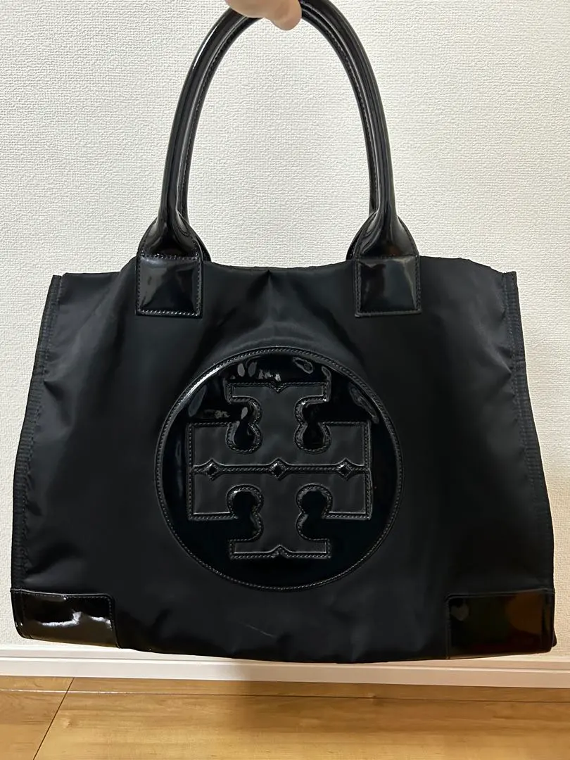 Thumbnail of Tory Burch tote bag
