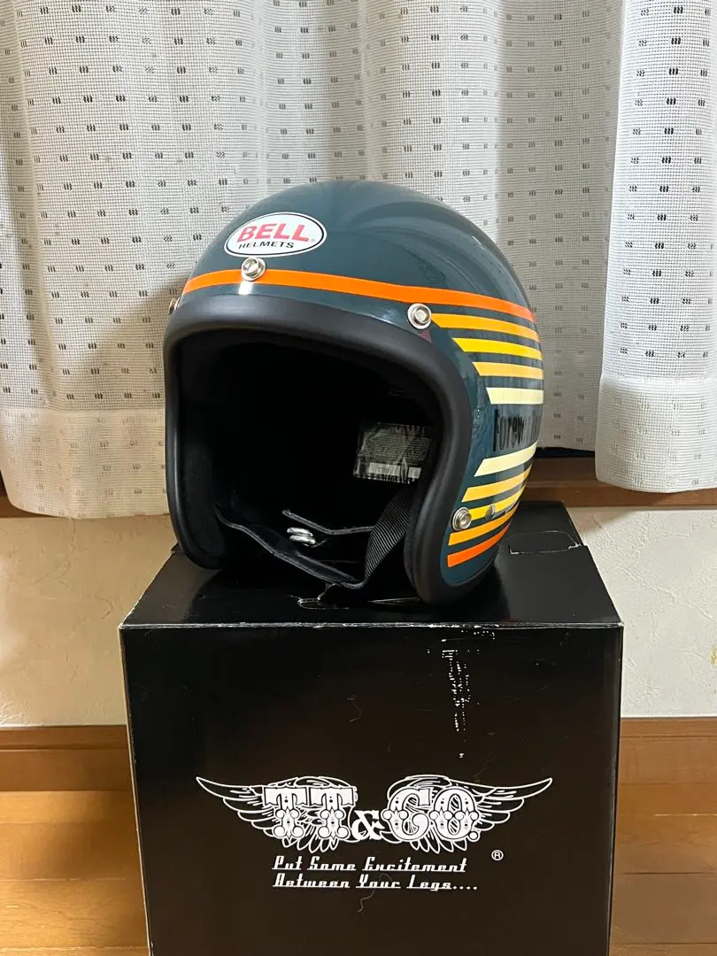 BELL SUPER MAGNUM 復刻　ベル　新品未使用 BELL（ヘルメット） 送料無料 BELL SUPER MAGNUM 初期型 ORANGE
