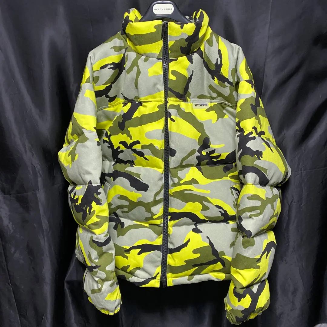 VETEMENTS ダウンジャケット L 最終値下げ VETEMENTS ダウンジャケット L 最終値下げ