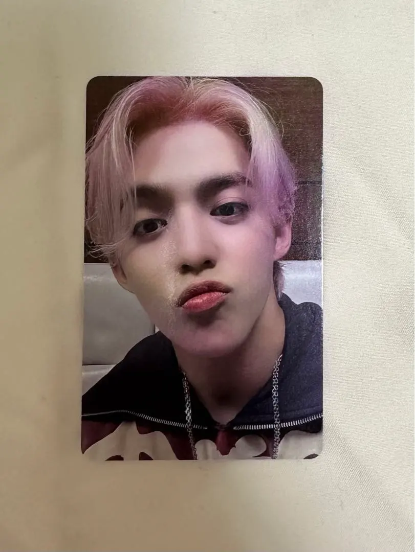 SEVENTEEN S.COUPS follow 福岡 會場限定 weverse小卡 的縮圖