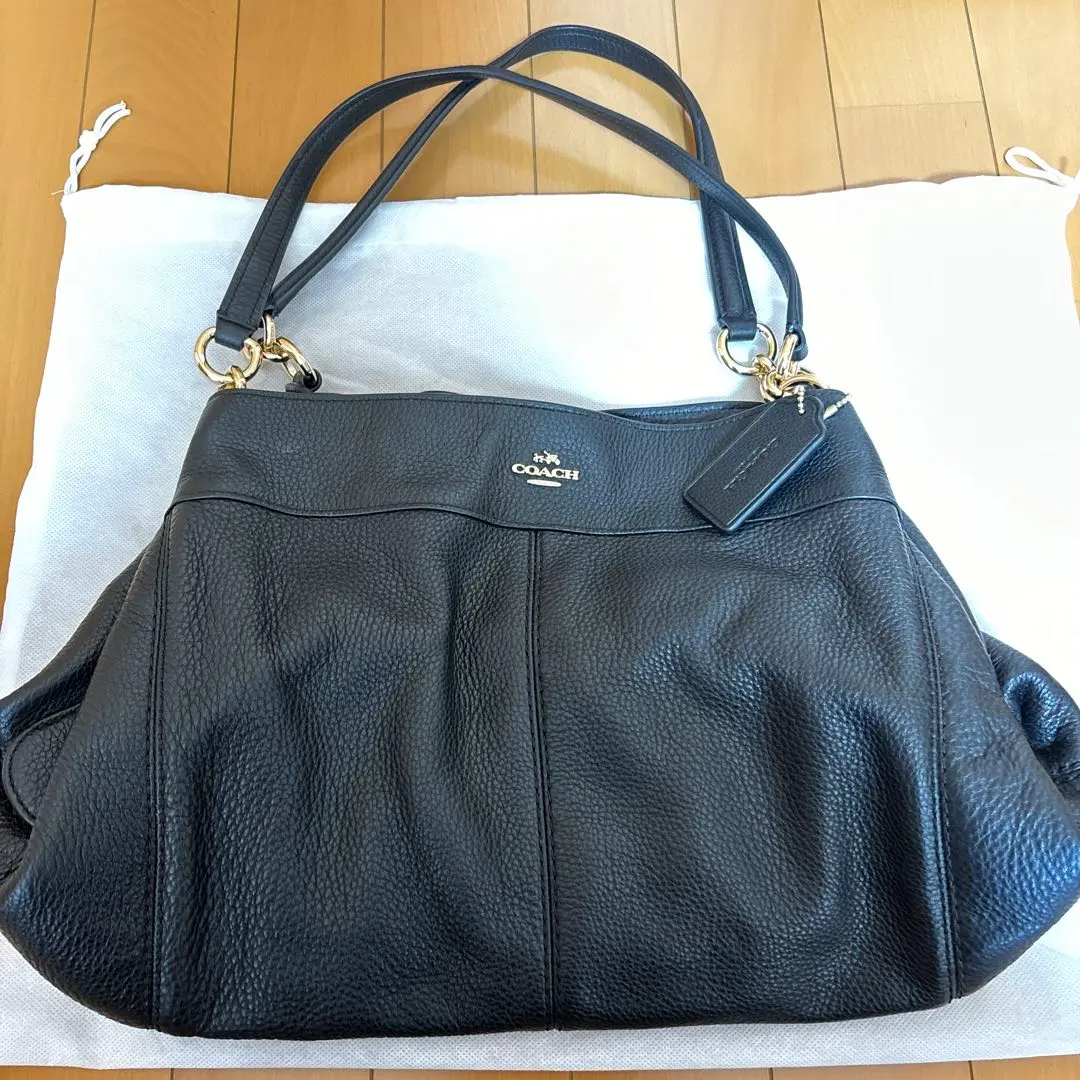 Thumbnail of COACH shoulder bag, black