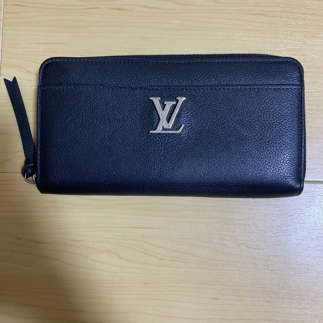 路易威登 Lockme 拉鍊錢包 的縮圖