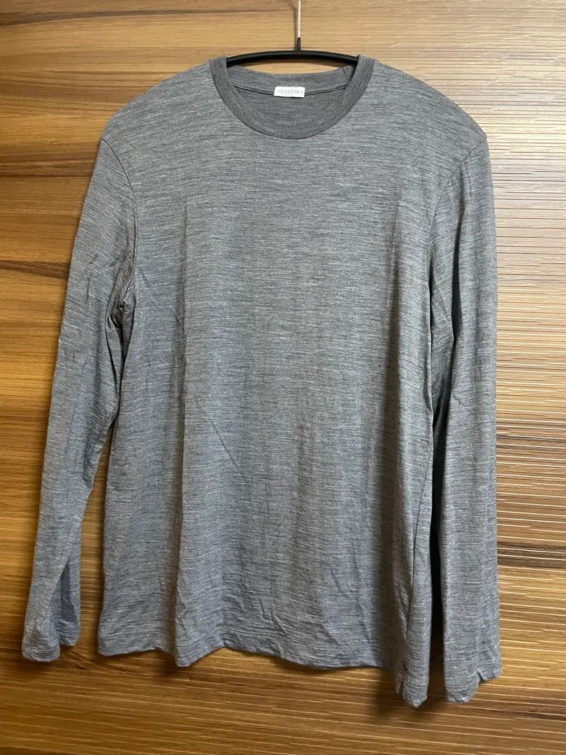 Thumbnail of +CLOTHET Gray Long Sleeve Cut-and-Sewn Top