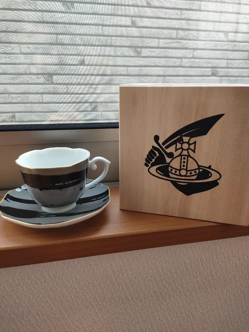 2025年最新】Vivienne Westwood キッチン・食器の人気アイテム