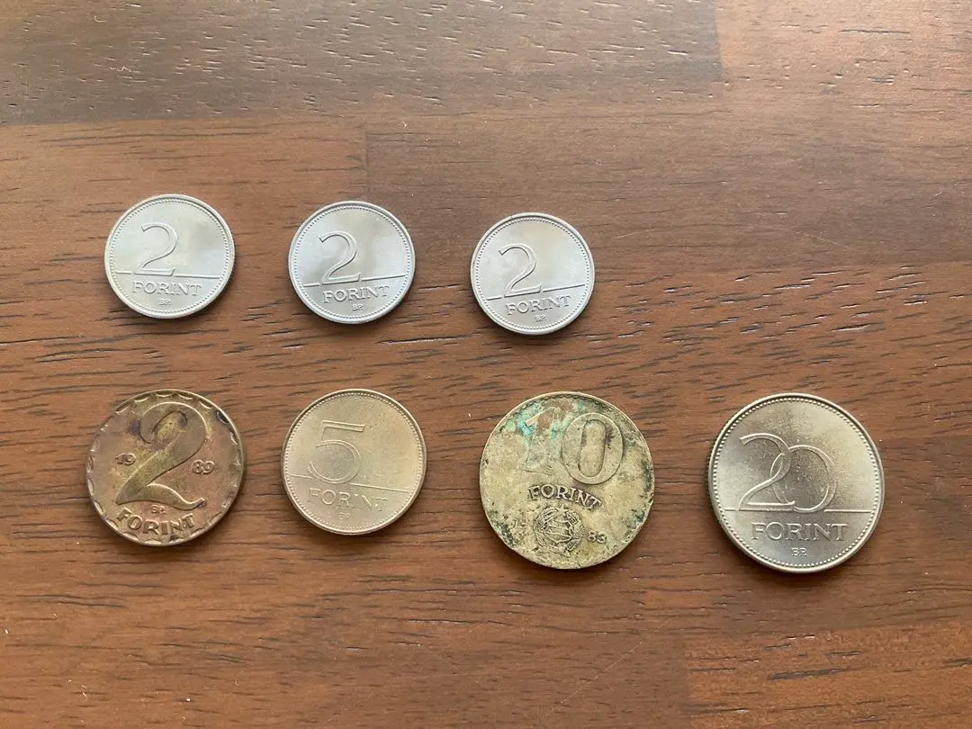 3526【ハンガリー】5フォリント　硬貨　コイン　古銭　200枚セット 2025年最新】ハンガリー 5フォリントの人気アイテム - メルカリ