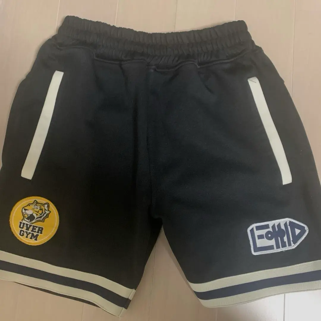 UVERworld ハーフパンツ　2枚セット UVERworld ハーフパンツ 2枚セット - メルカリ