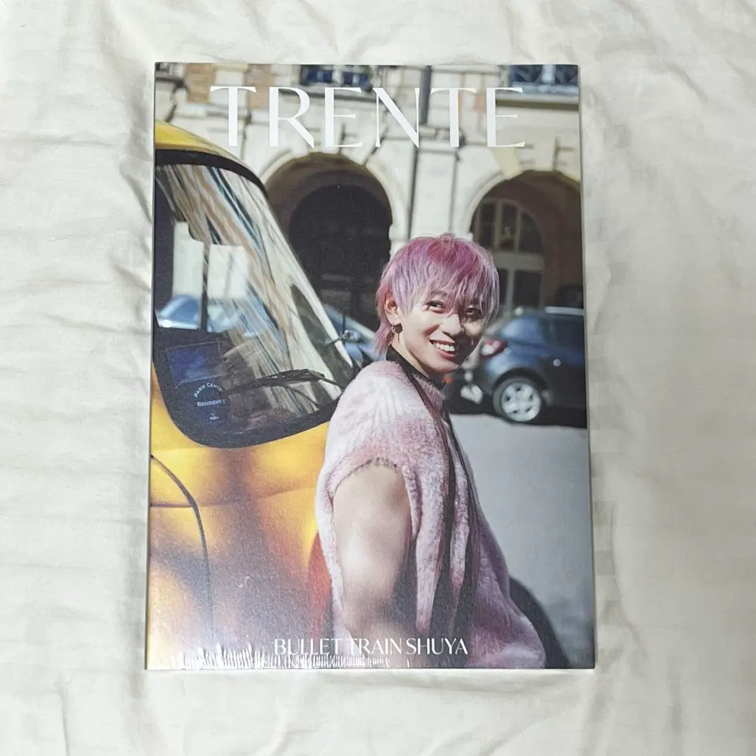 Thumbnail of Cho Tokkyu Shunya Photo Album TRENTE