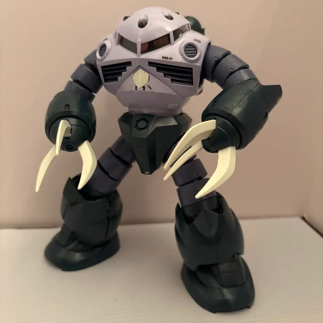 鋼彈模型 MG 茲寇克 的縮圖