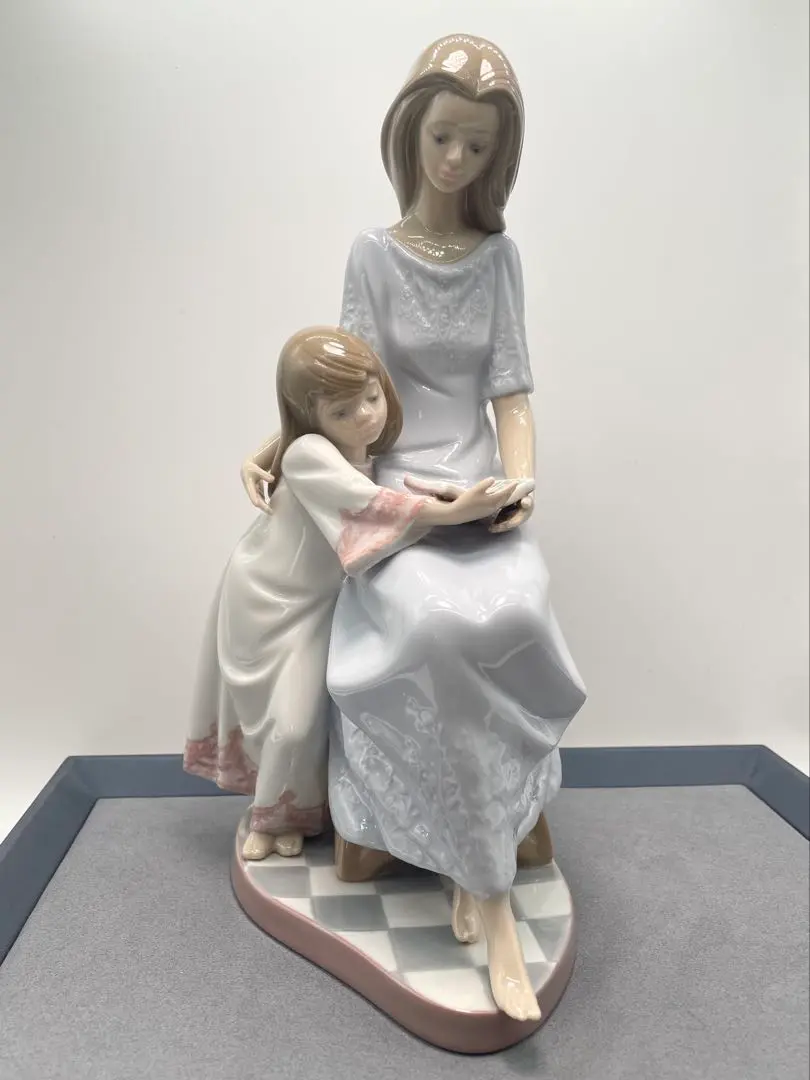 リヤドロ『お休み前のご本』 楽天市場】リヤドロ おやすみ前のご本 01005457 世界限定制作数