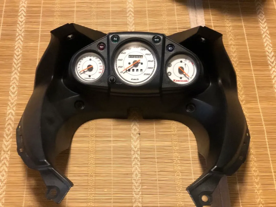 Ninja250R 純正メーター　前期型 2025年最新】ninja250r メーターの人気アイテム - メルカリ
