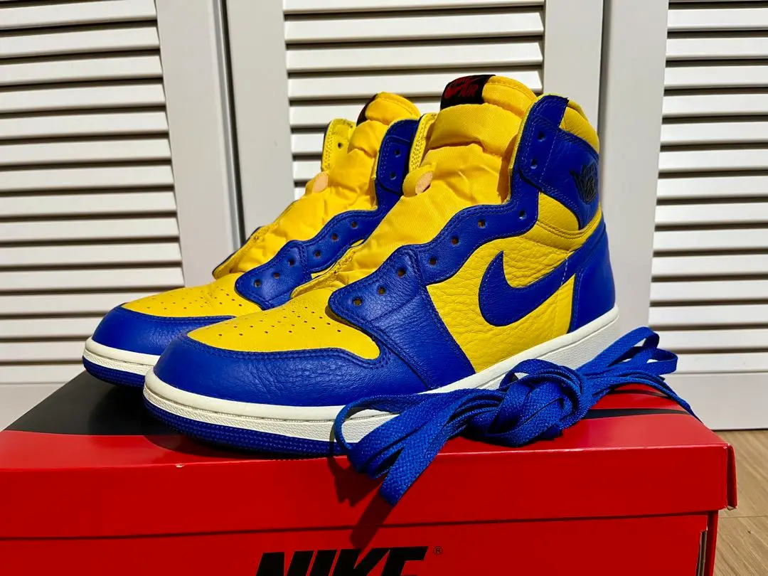 NIKE エアジョーダン 1 レイニー Nike Wmns Air Jordan 1 Retro High OG “Reverse Laney”が国内2