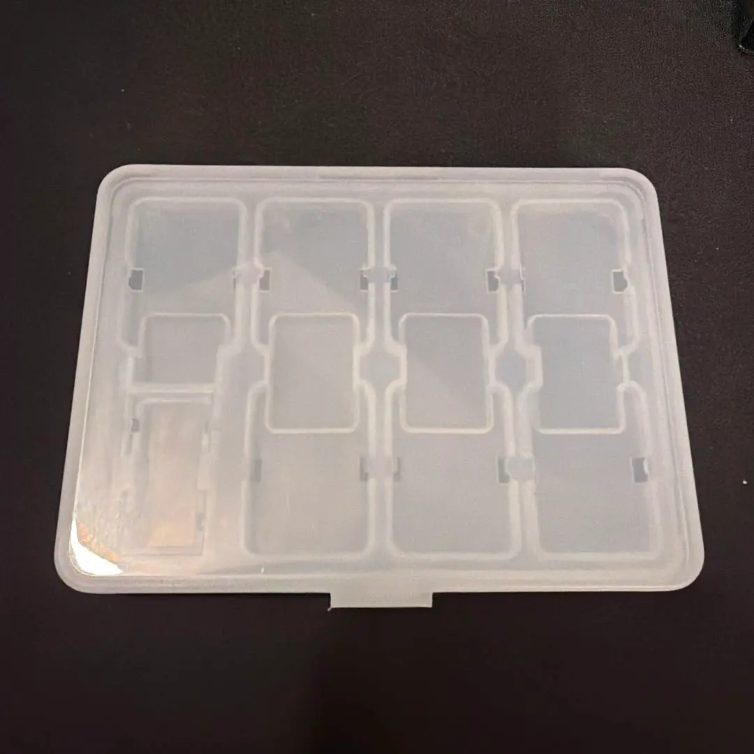 Switch 遊戲卡匣收納盒 的縮圖