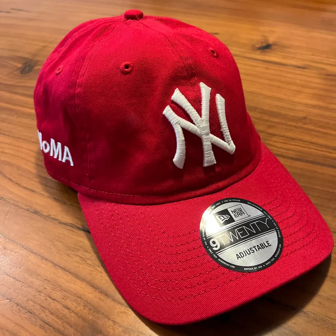 NEWERA ニューエラ ✖︎MOMA ニューヨークヤンキース キャップ レッド NY ヤンキースキャップ スカーレット MoMA Edition(スカーレット