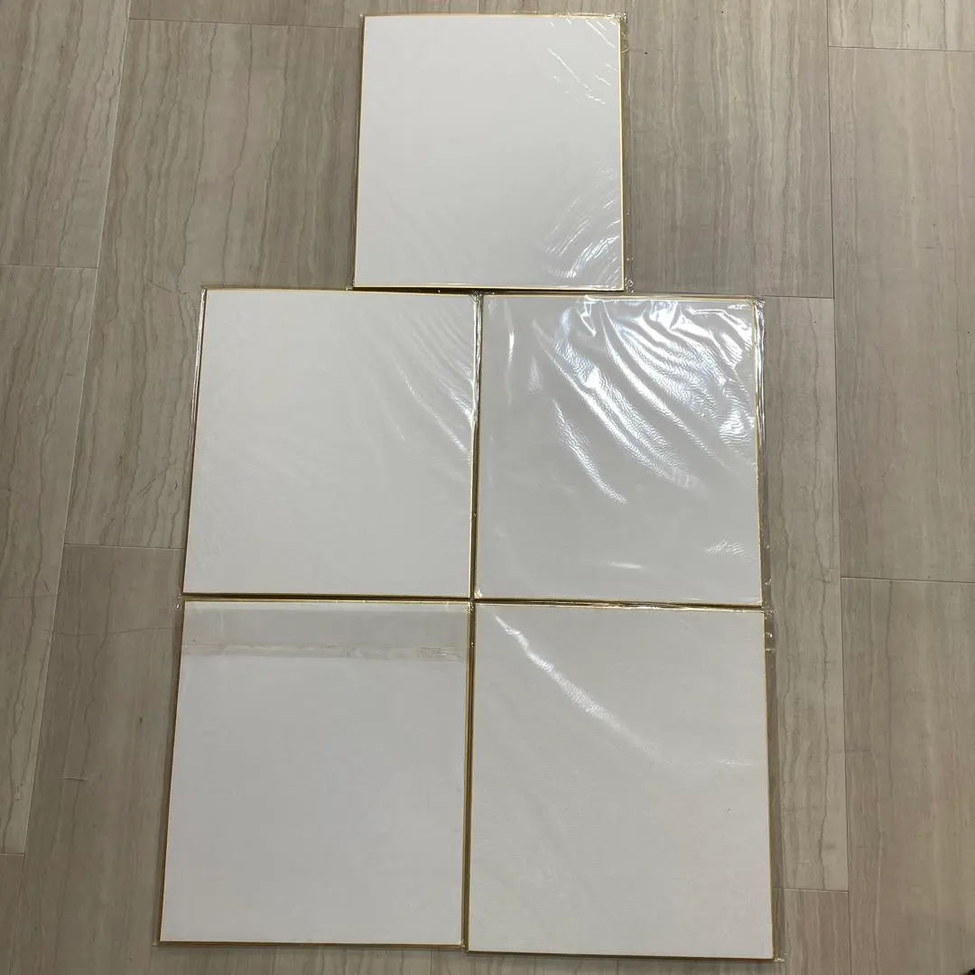 Thumbnail of 5 colored papers each