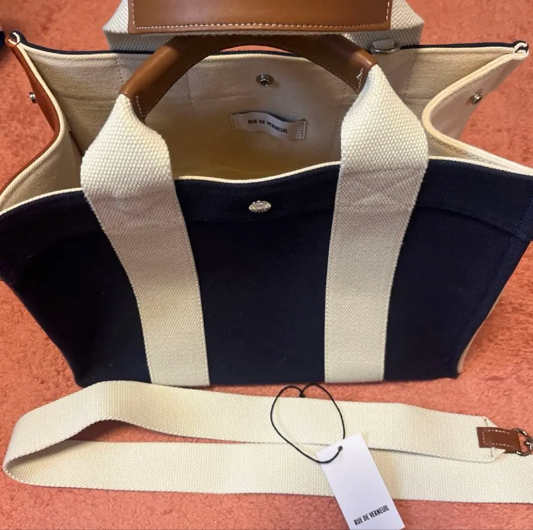 RUE DE VERNEUILパリBrandオシャレなボーダートートバッグ（S) RUE DE VERNEUILパリBrandオシャレなボーダートートバッグ（S)