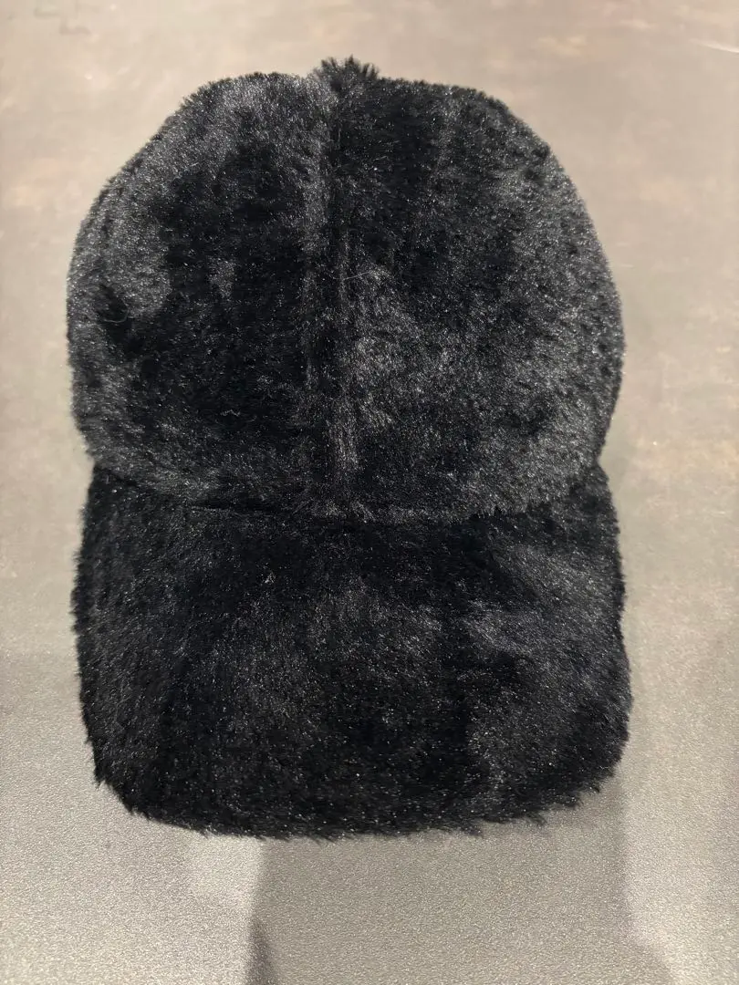Thumbnail of Black fur cap, hat