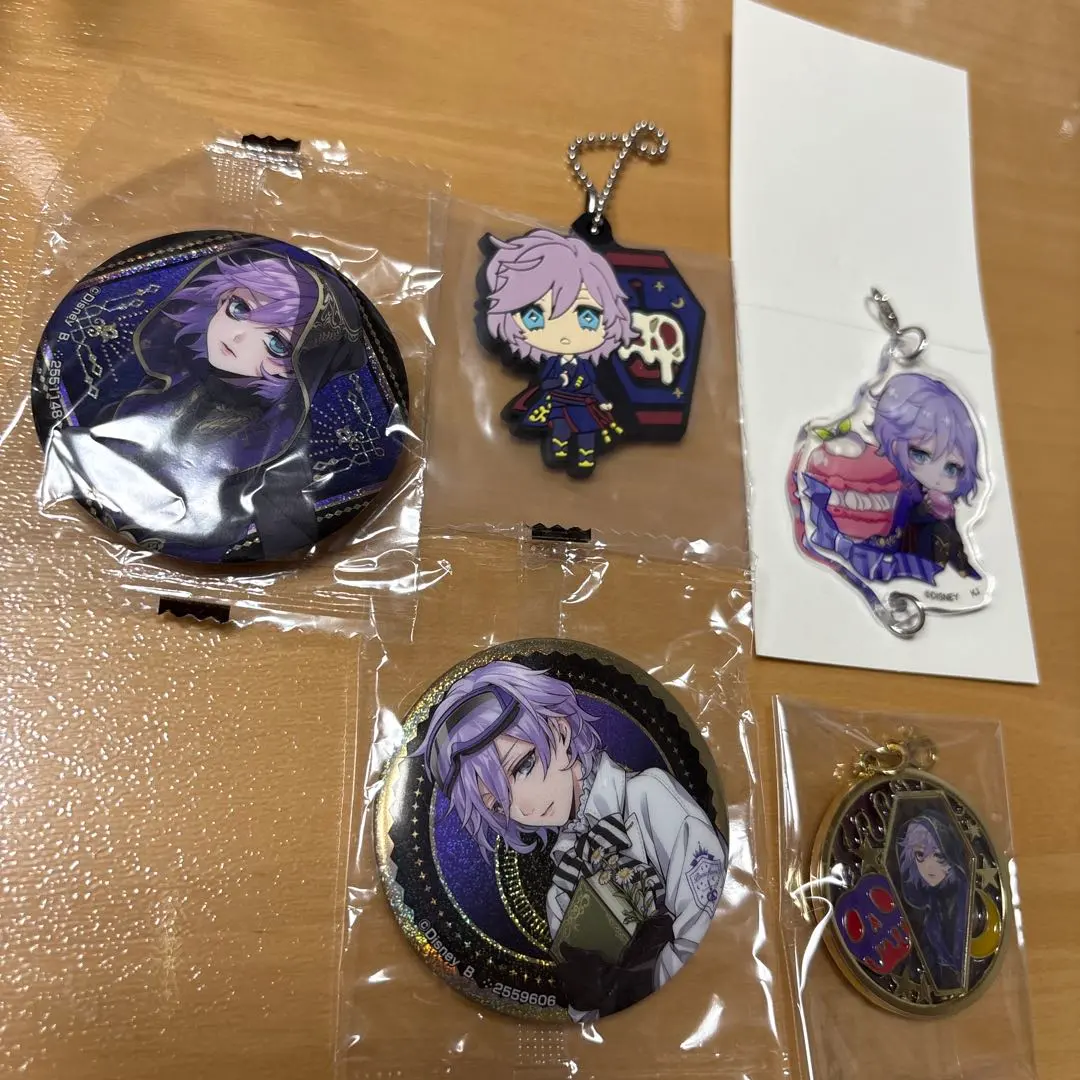 Thumbnail of Twisted Wonderland Epel Felmier goods set