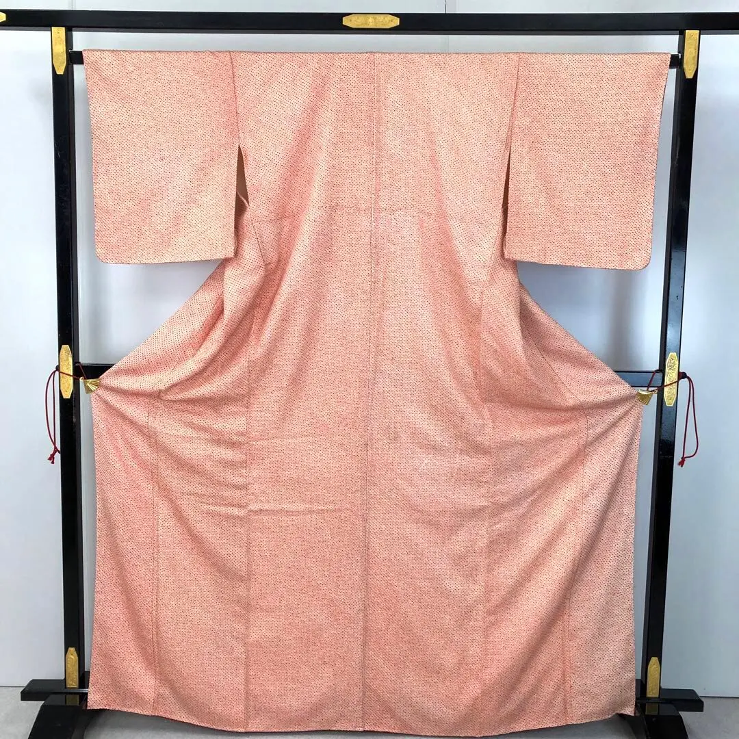 Thumbnail of Komono (small pattern kimono), total shibori (tie-dye), kanoko shibori (deer-kid pattern tie-dye), with basting thread, tall size, KK-2289