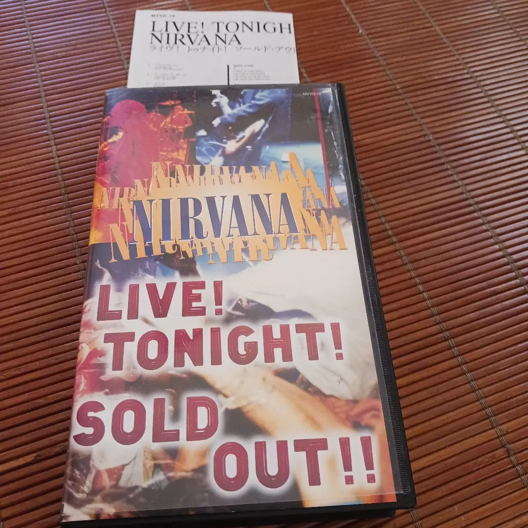 ニルヴァーナ ライブ!トゥナイト! 中古VHSビデオ NIRVARNA LIVE