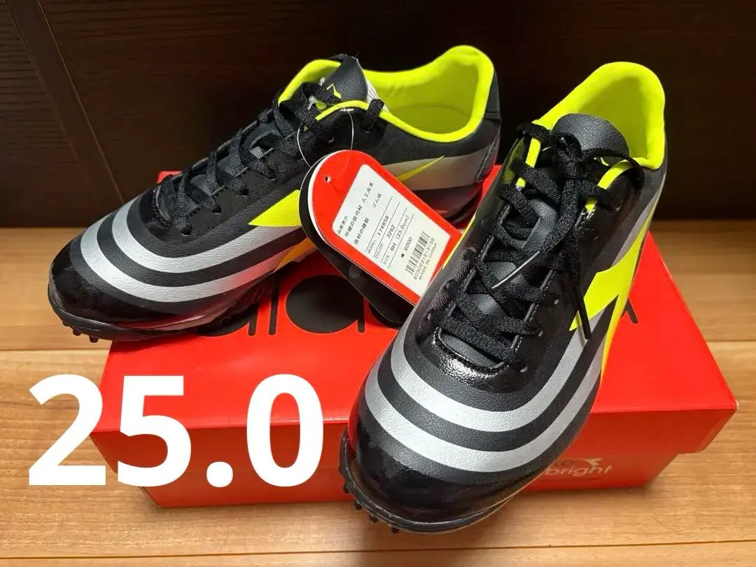 2025年最新】DIADORA フットサルシューズの人気アイテム - メルカリ