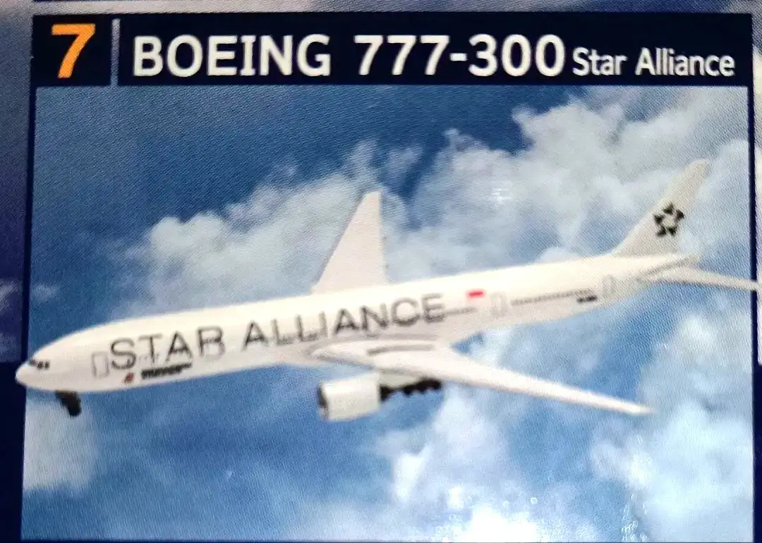 1/400 ANA B777-200 スタアラ　着払赤字処分 Amazon.co.jp: 1 400 ANA B777-200 スタアラ 着払赤字処分