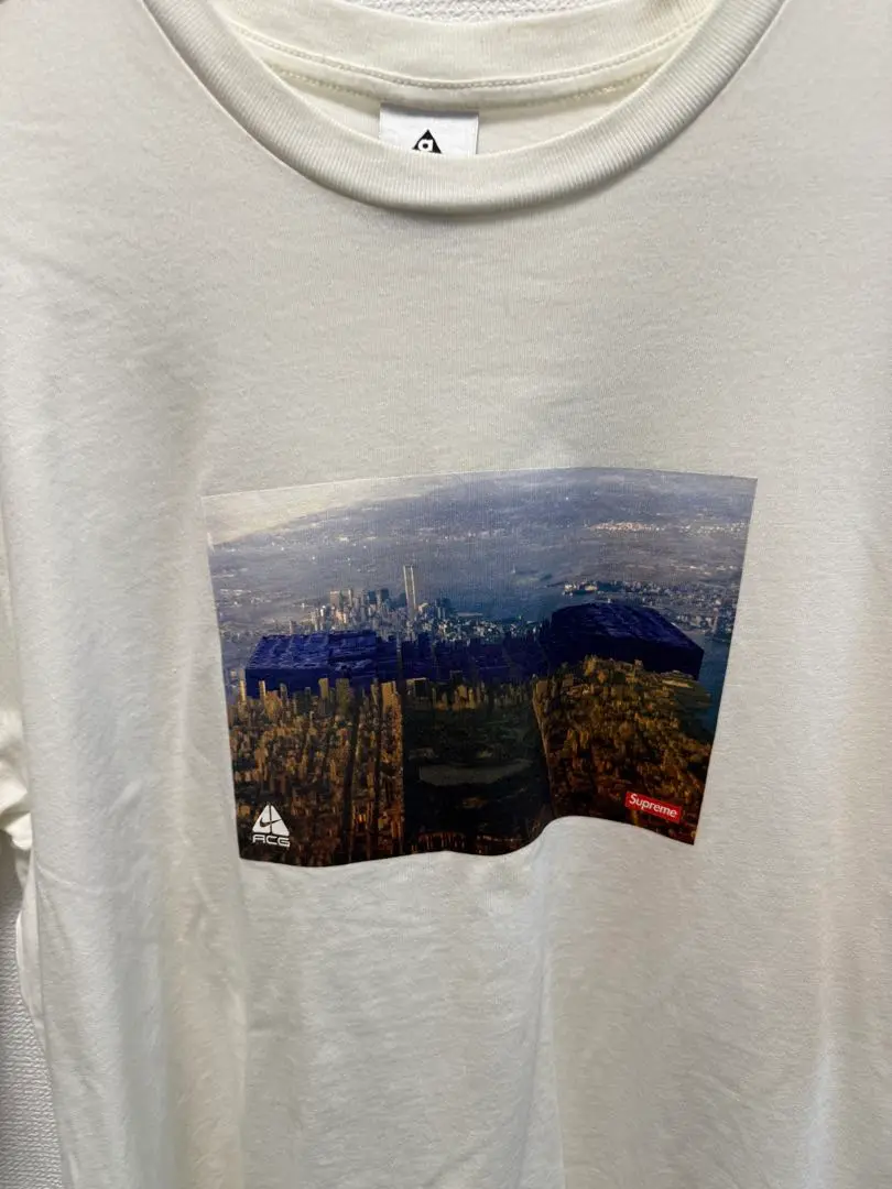 トップス Supreme NIKE ACG Grid Tee Supreme®/Nike® ACG Grid Tee | Supreme 22fw