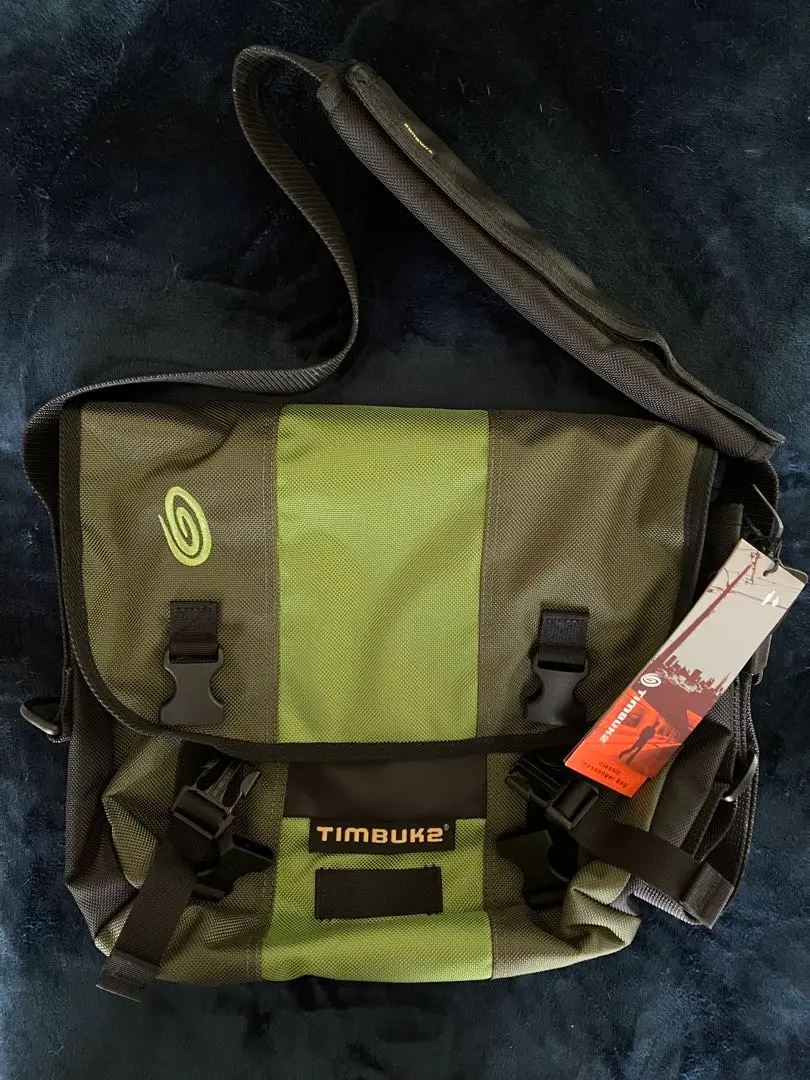 【新品】TIMBUK2 メッセンジャーバッグ Sサイズ 旧ロゴ タグ付 緑 ヨドバシ.com - ティンバックツー TIMBUK2 110821754