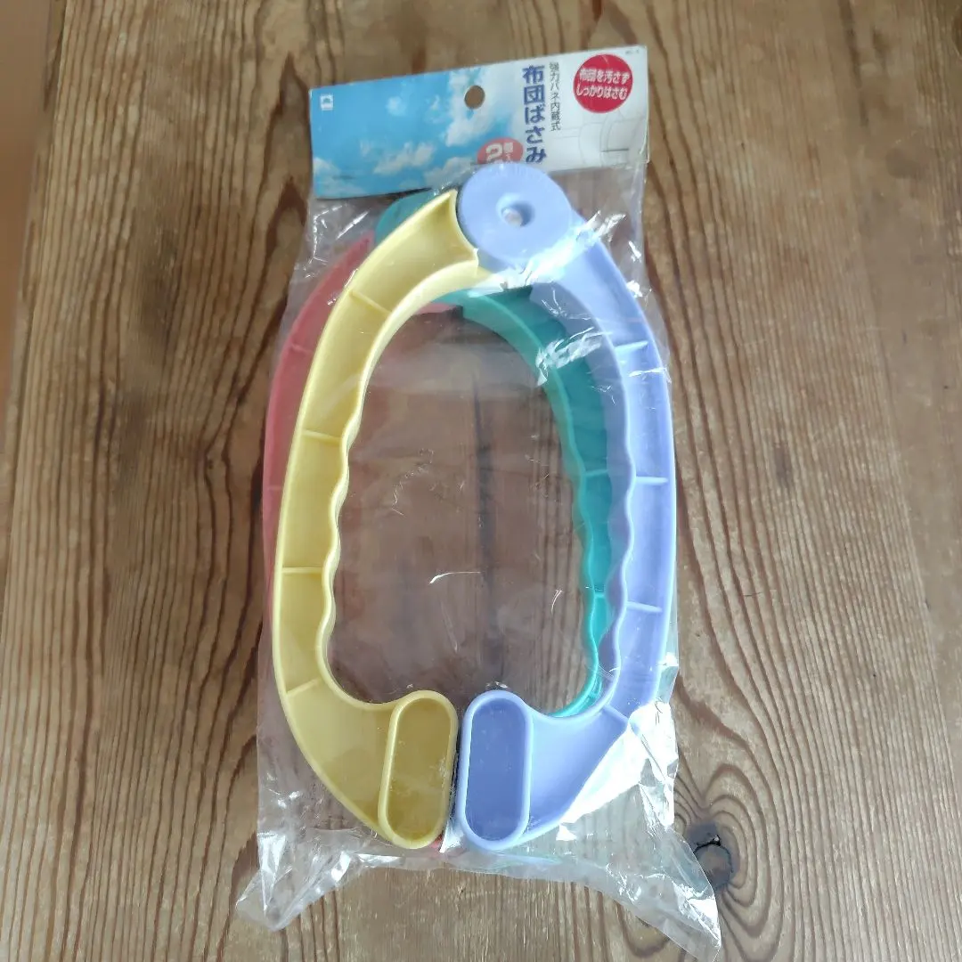 Thumbnail of Showa Retro Clothes Pins, Set of 2, Colorful