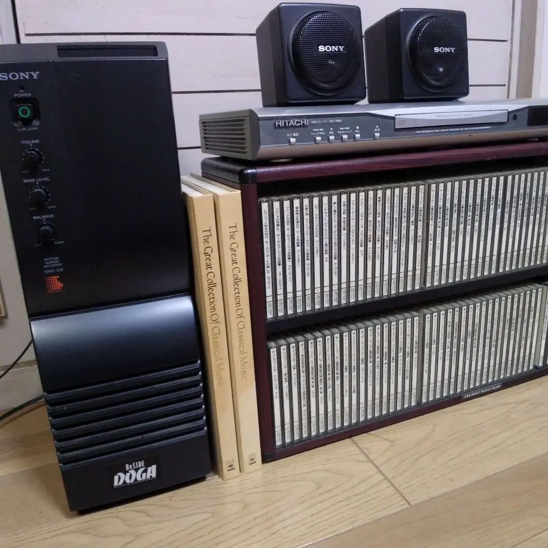 ポータブルプレーヤー HITACHI MDR 20 HITACHI MDR-20 minidisc MD walkman player recorder used