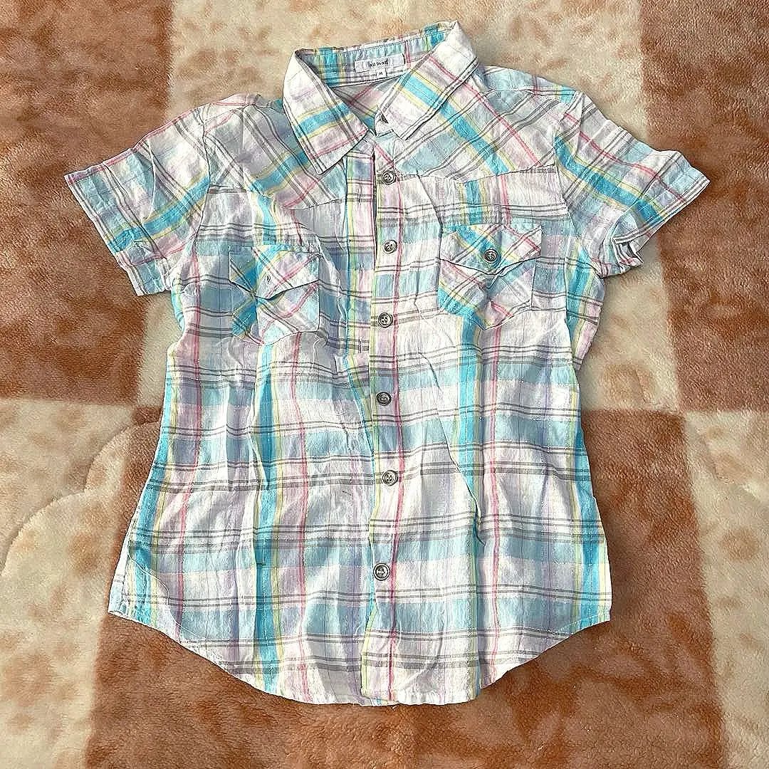 Thumbnail of Checkered short-sleeved shirt, multi-color, size M