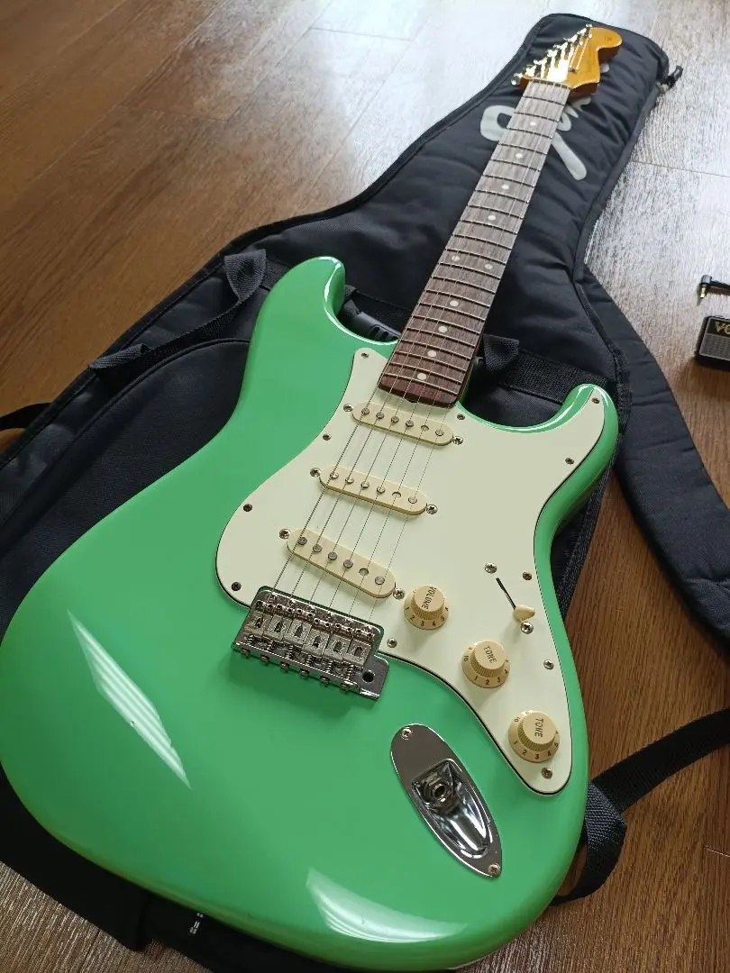 2025年最新】Fender ストラトキャスター サーフグリーンの人気