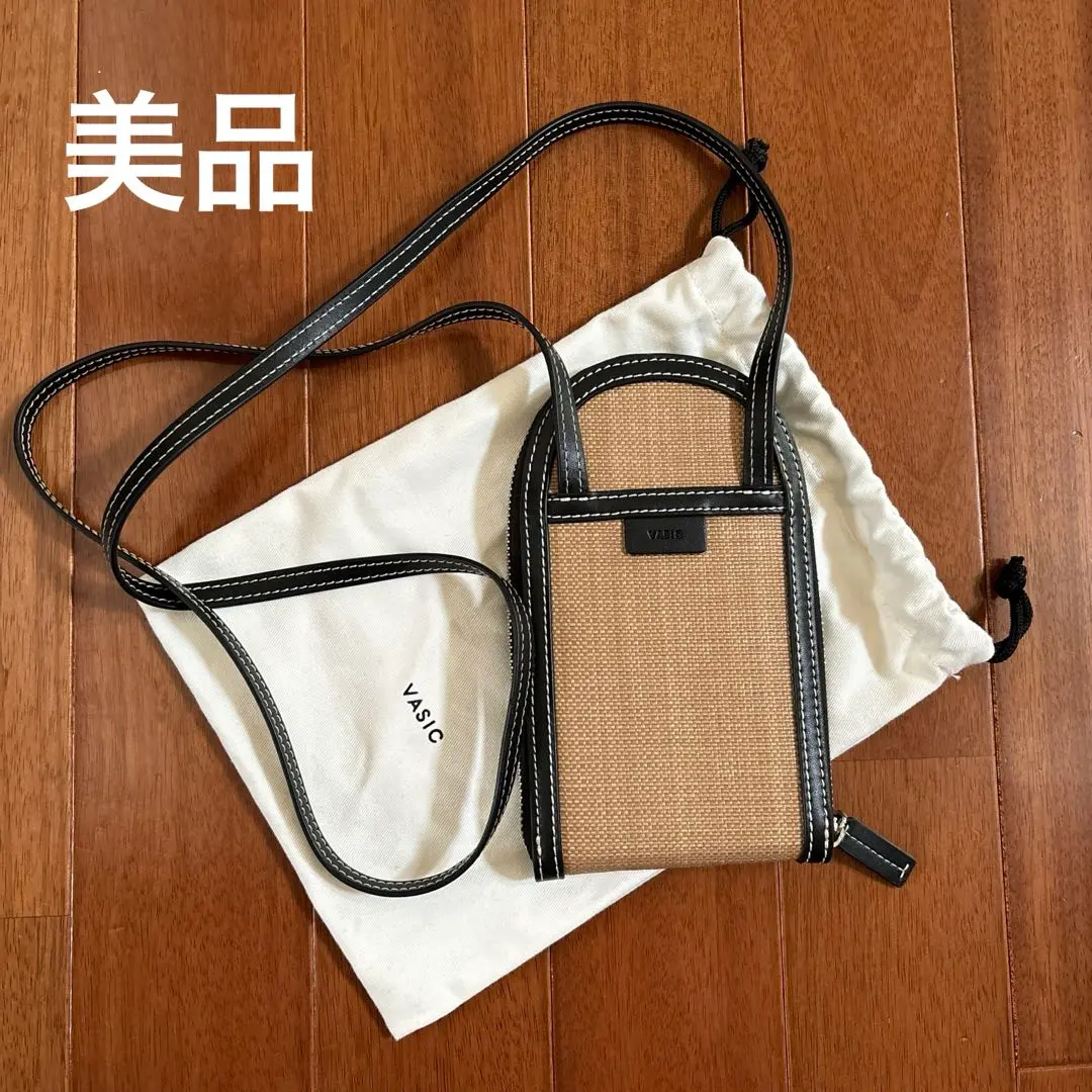 お値下げ♩ vasic via ラフィア　ショルダーバッグ 美品 VASIC ヴァジック via ラフィア調 ショルダーバッグ 2way