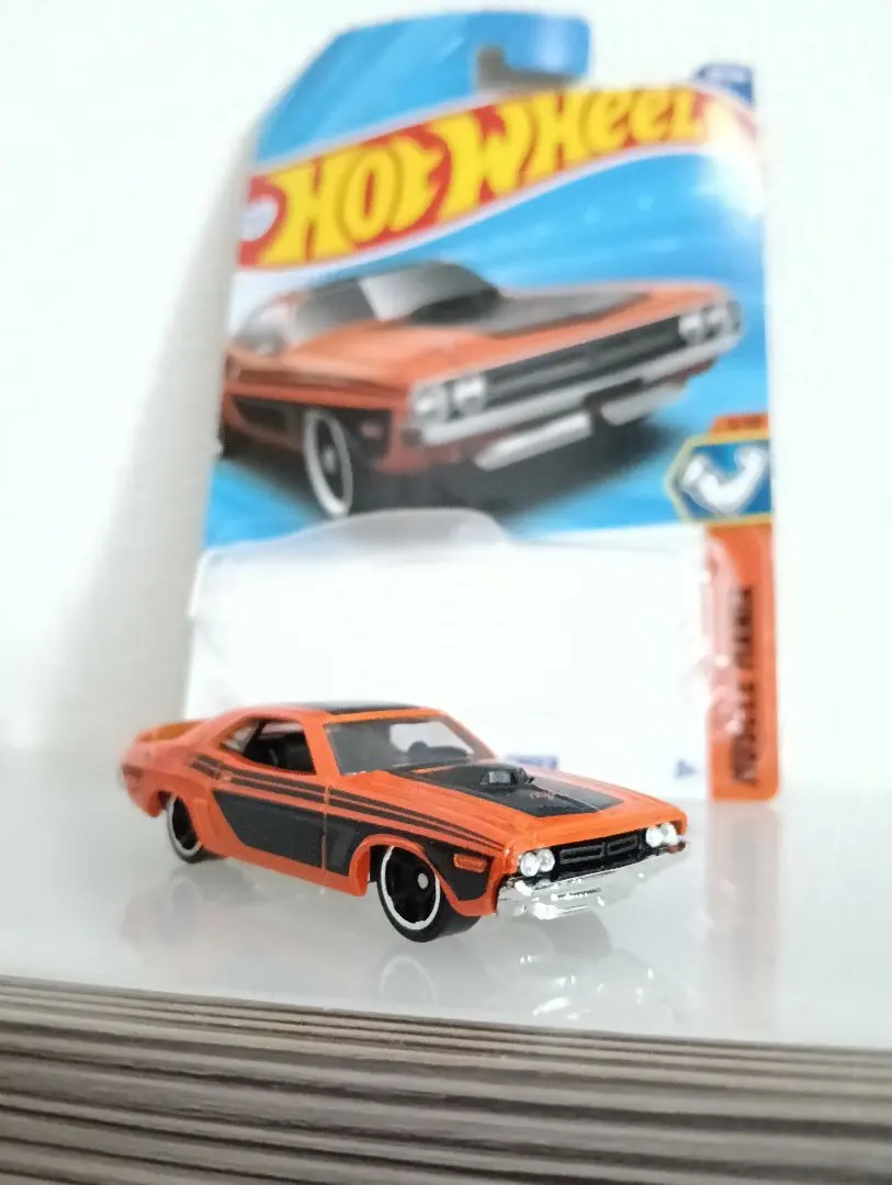 Thumbnail of Hot Wheels '71 Dodge Challenger