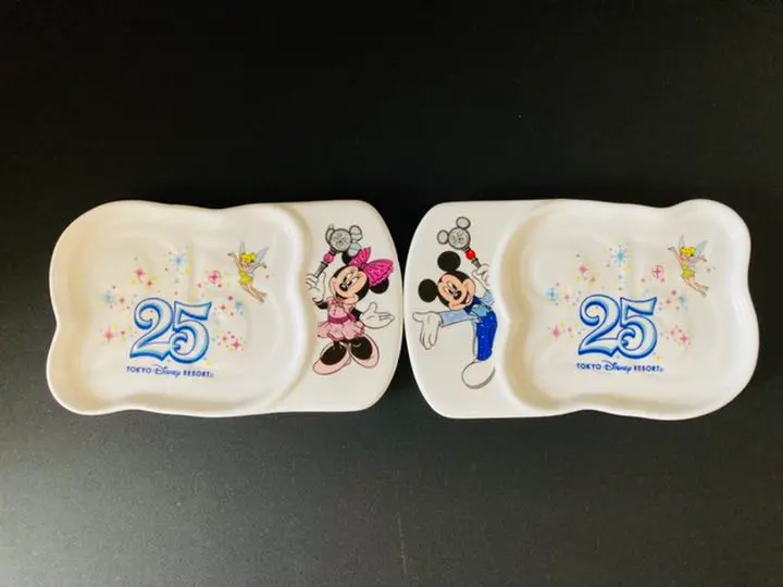 新品未使用　東京ディズニーランド　25周年復刻版　トレー　2枚セット 新品未使用 東京ディズニーランド 25周年復刻版 トレー 2枚