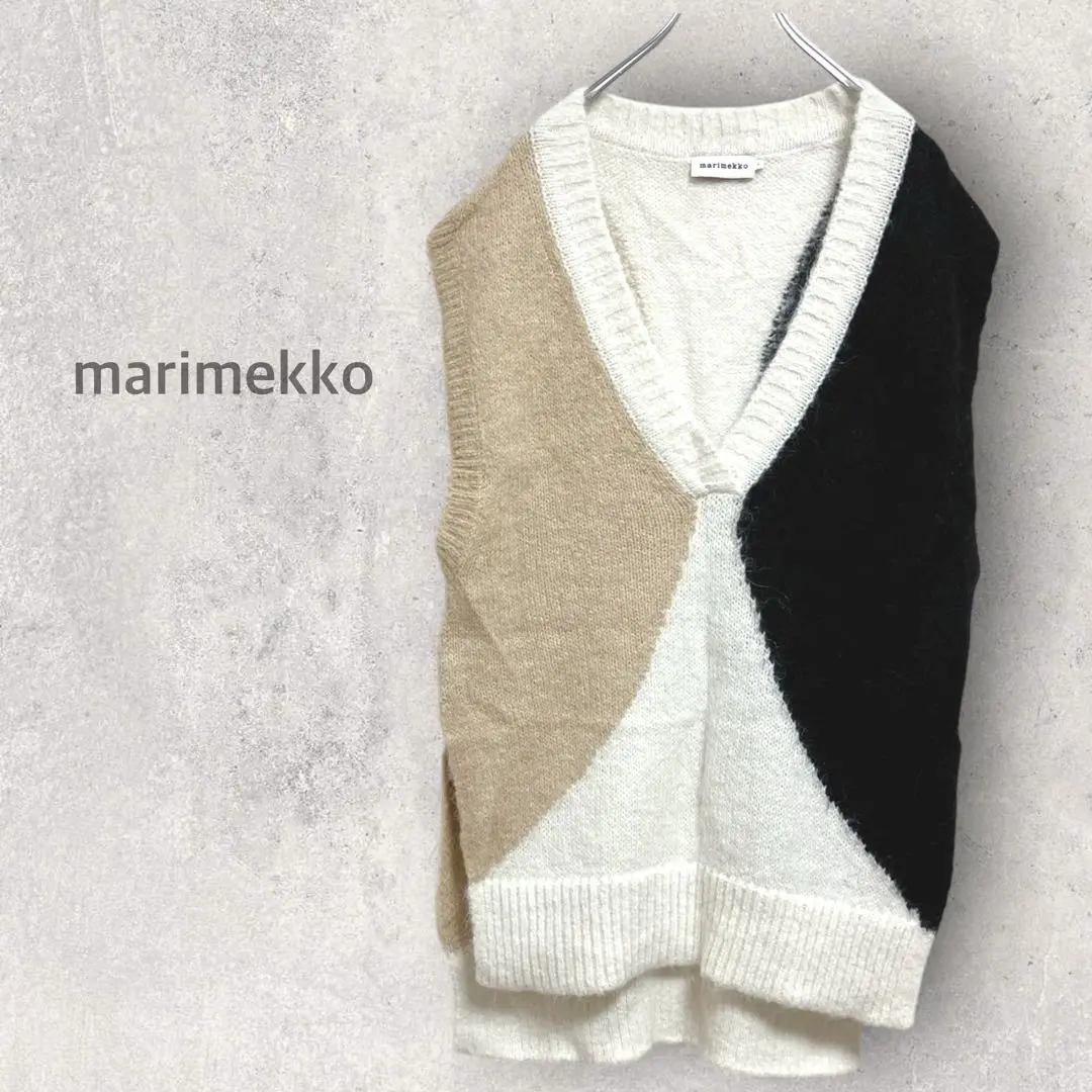 2025年最新】marimekko ニットベストの人気アイテム - メルカリ