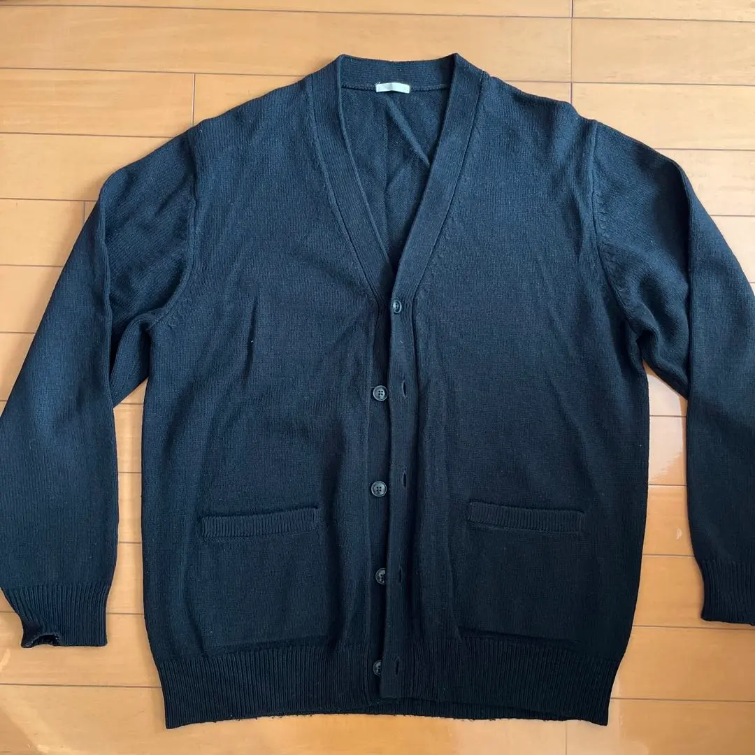 Thumbnail of GU Black V-neck Cardigan with Front Pockets, Size L