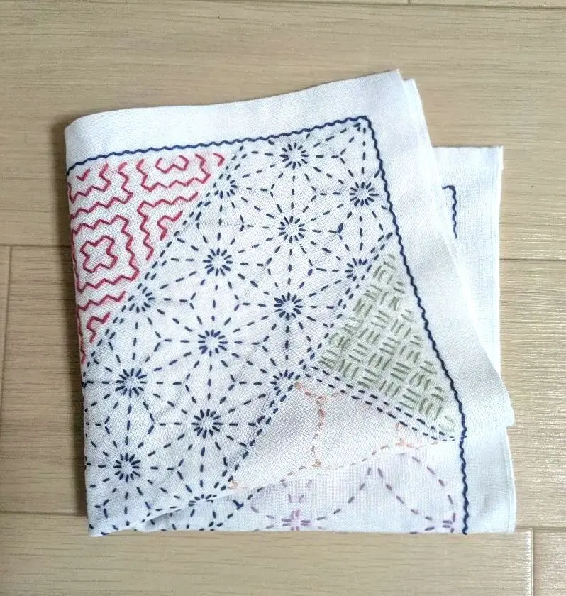 Thumbnail of Sashiko Handkerchief (Yosegi)