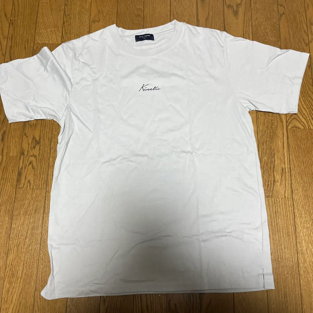 Thumbnail of T-shirt