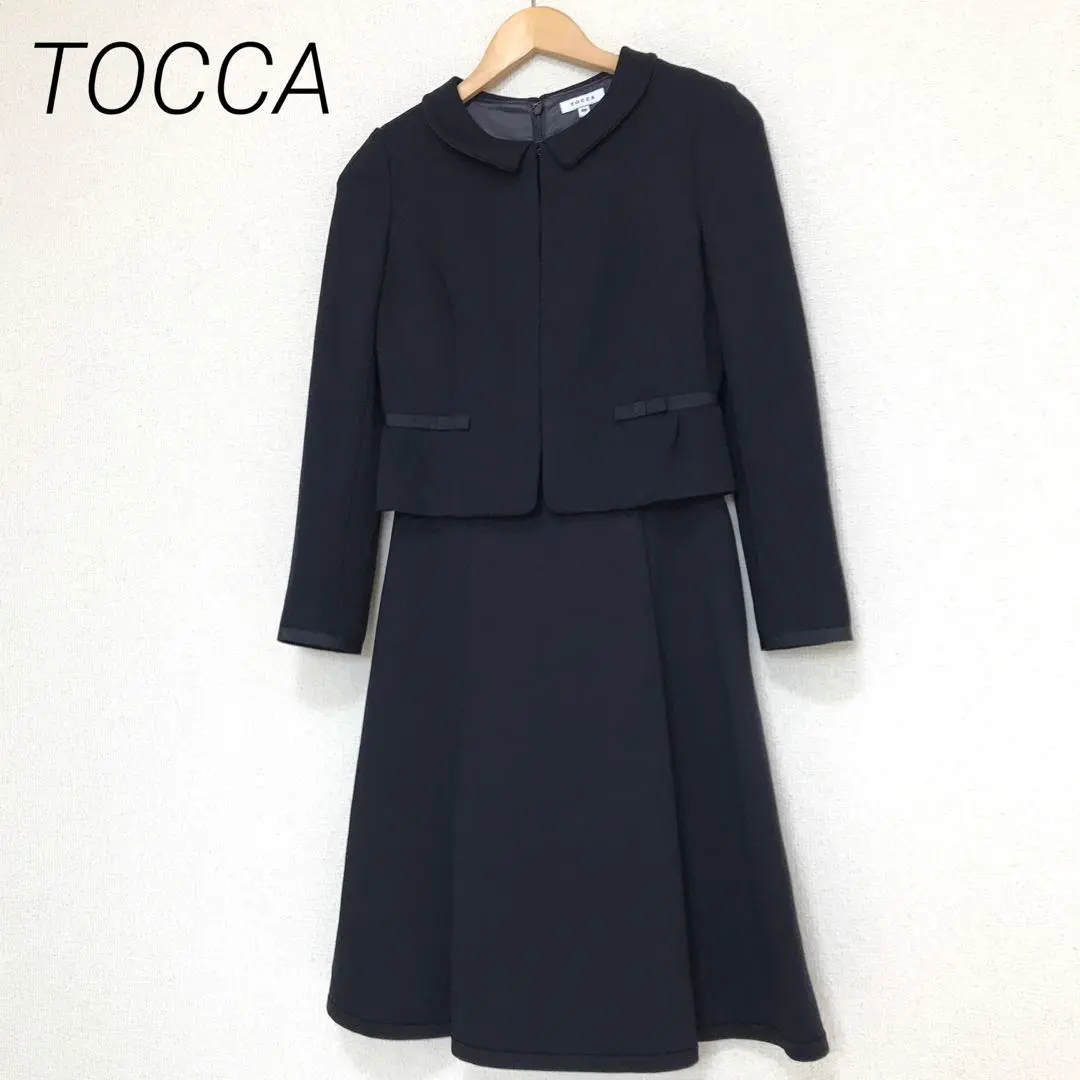 Thumbnail of Excellent condition TOCCA navy blue dress and jacket set