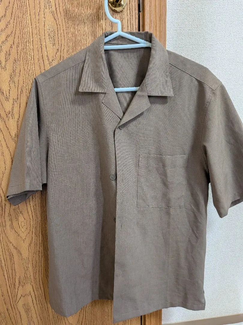 Thumbnail of GU Brown Short Sleeve Shirt with Pocket