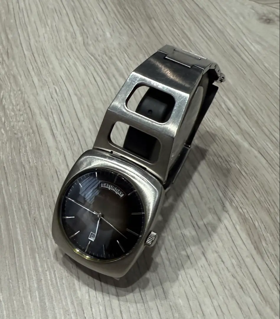 廃盤品　電池交換　希少キムタク着用ポールスミス　Paul smith デイデイト 廃盤品 電池交換 希少キムタク着用ポールスミス Paul smith