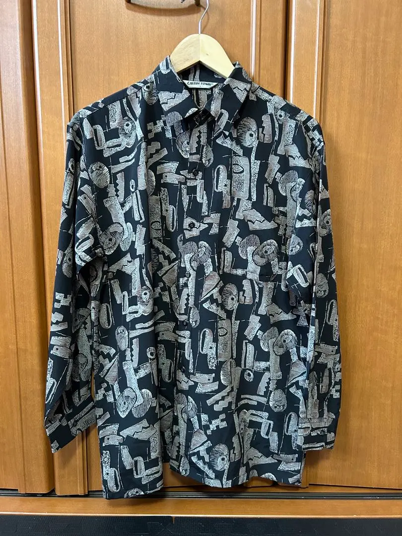 Thumbnail of Used Long Sleeve Shirt, All-Over Print, Patterned Shirt