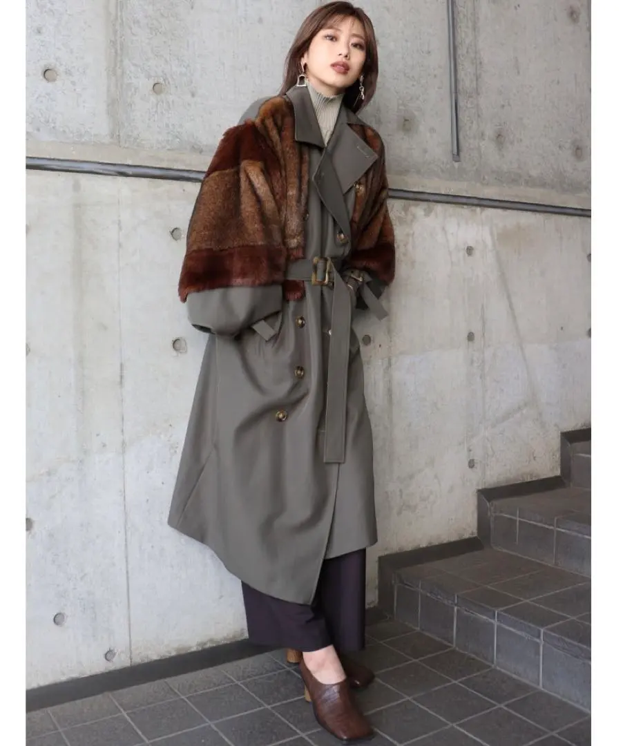 Thumbnail of MURUA trench coat