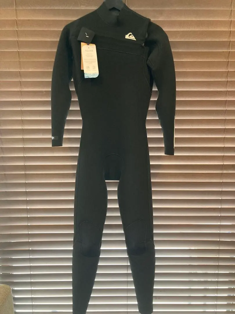 クイックシルバー　セミドライ　4/3mm　HIGHLINE　カノアモデル　M クイックシルバー セミドライ 4/3mm HIGHLINE カノアモデル M